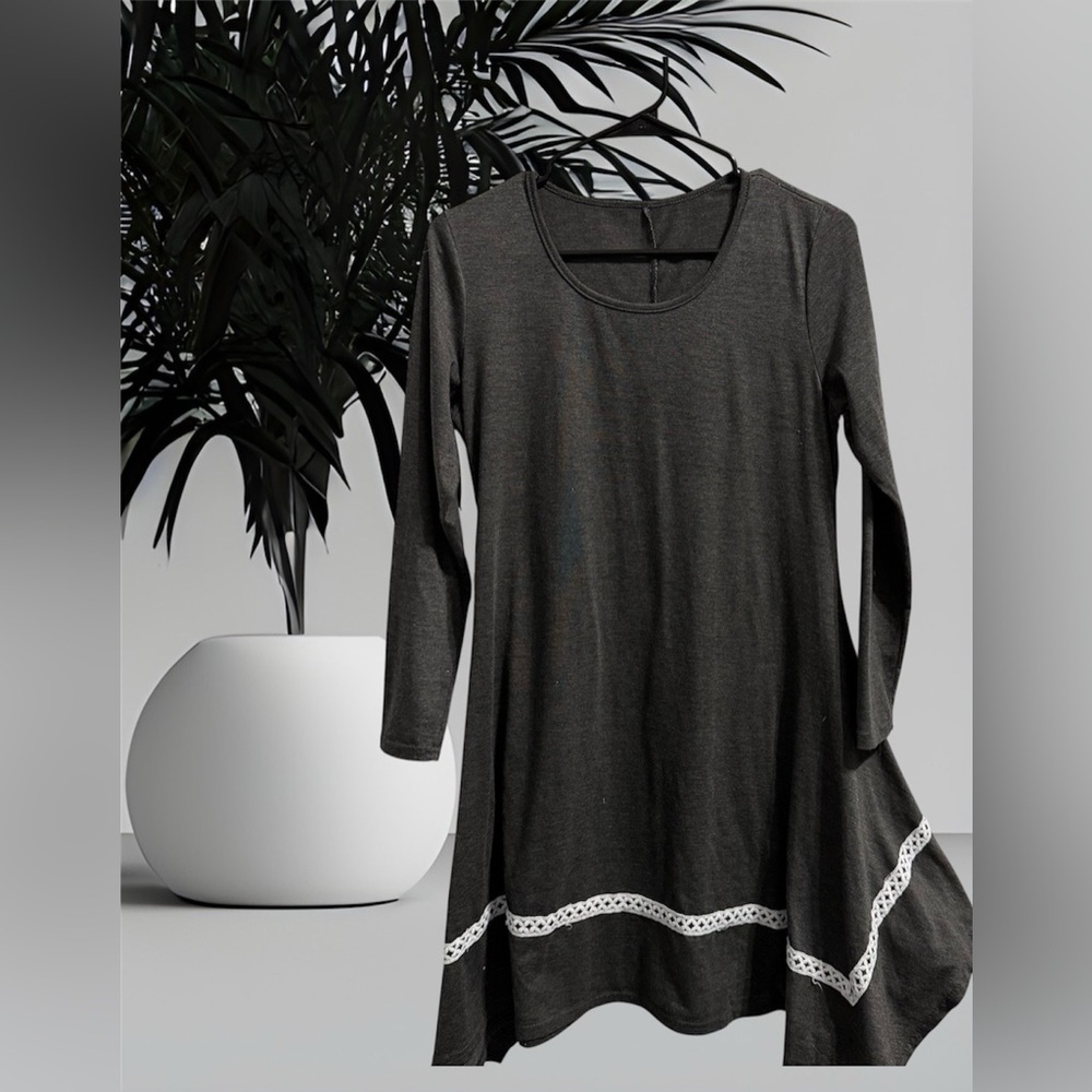 Gildan Heather Gray Long SleeveTunic with Lace accent 2X